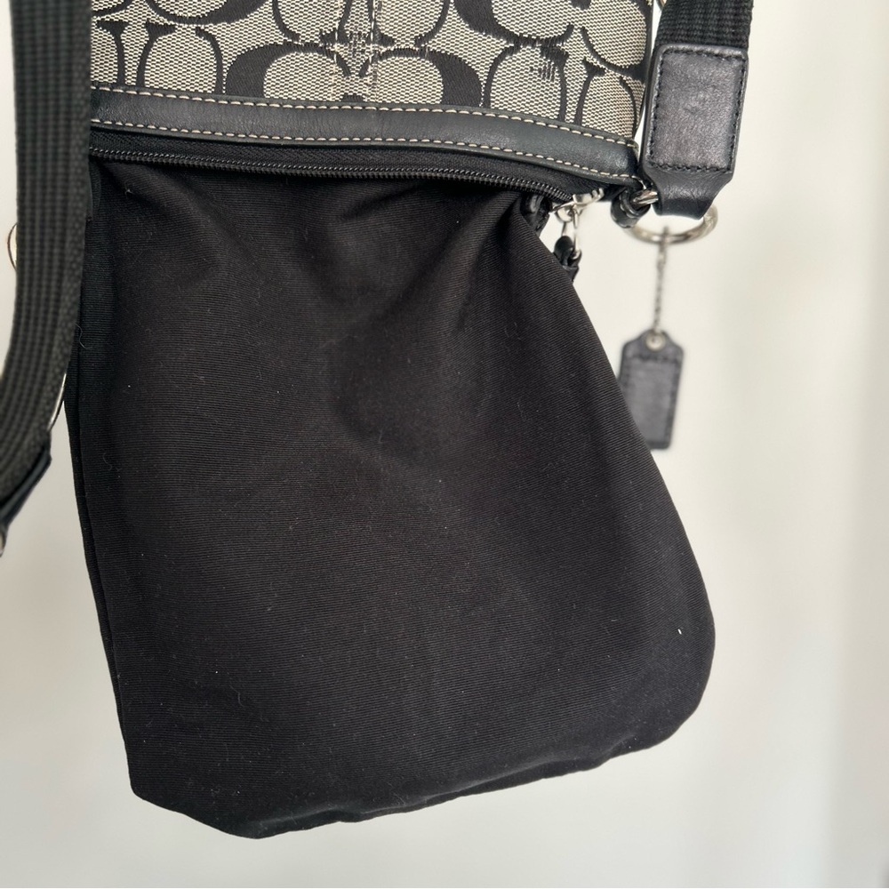 Coach black crossbody purse - Picture 8 of 10